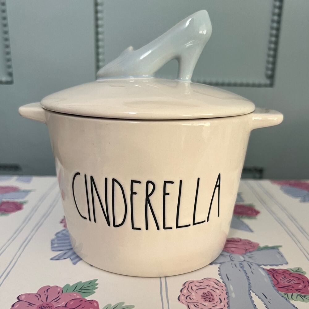 NWOT Cinderella Sugar Cup With Topper Rae Dunn Disney